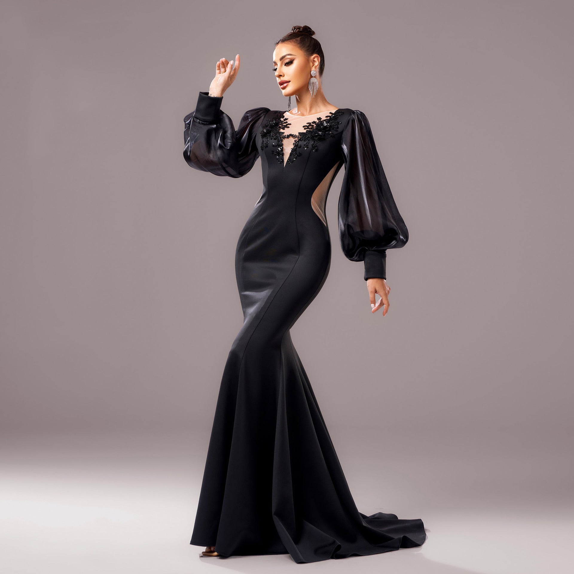 Long Sleeve Round Neck Banquet Applique Sheath Fishtail Dress - kinko