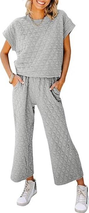 Fazortev Women's 2 Piece Outfits Quilted Lightweight Short Sleeve Tops And Cropped Pants Lounge Set - kinko