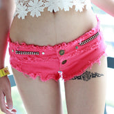 מכנסי ג'ינס קצרים