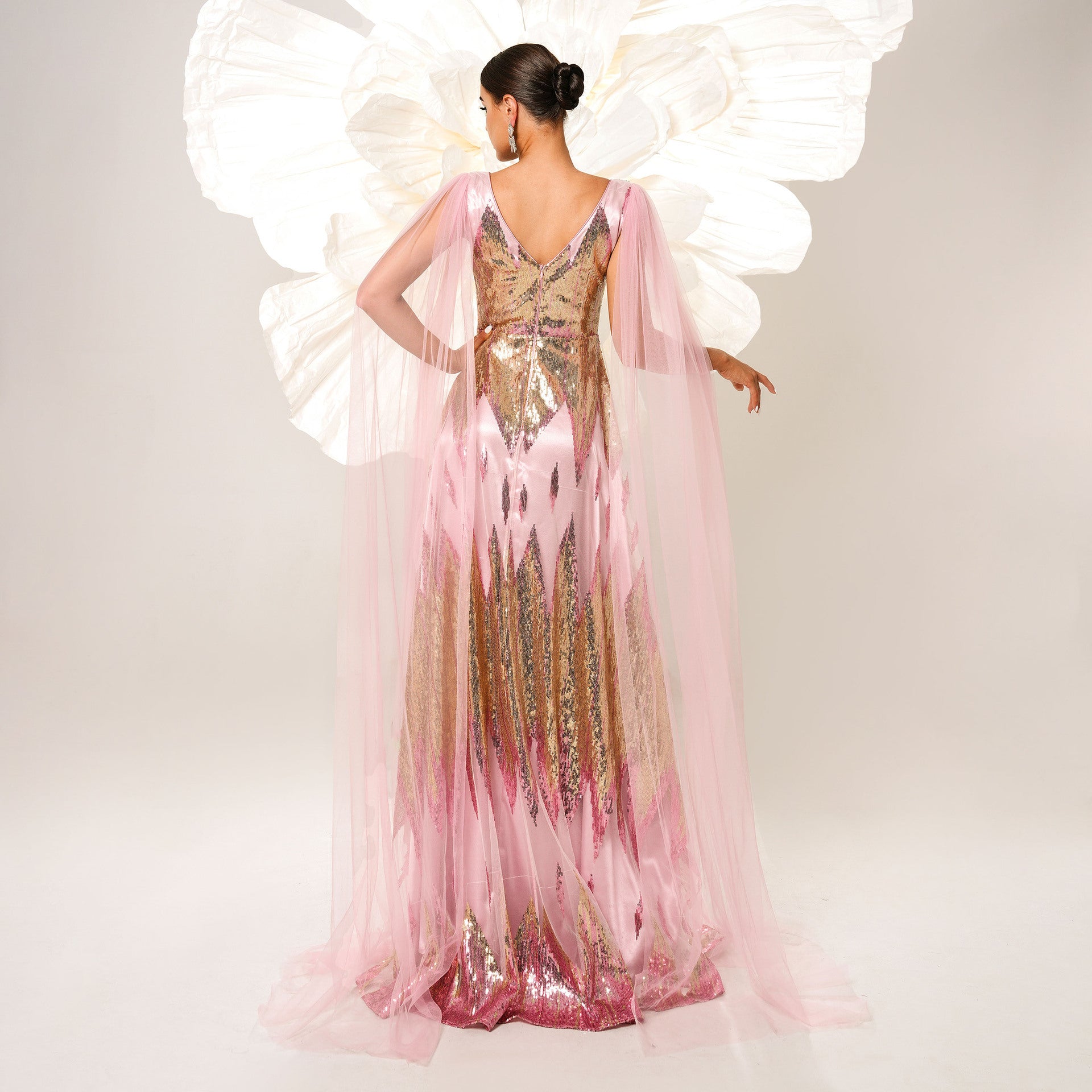 Mesh Long Sleeve V-neck Sequins Large Swing Evening Dress - kinko