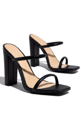 One-word Women's High-heeled Shoes With Thick Heel And Toe Color