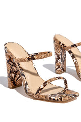 One-word Women's High-heeled Shoes With Thick Heel And Toe Color