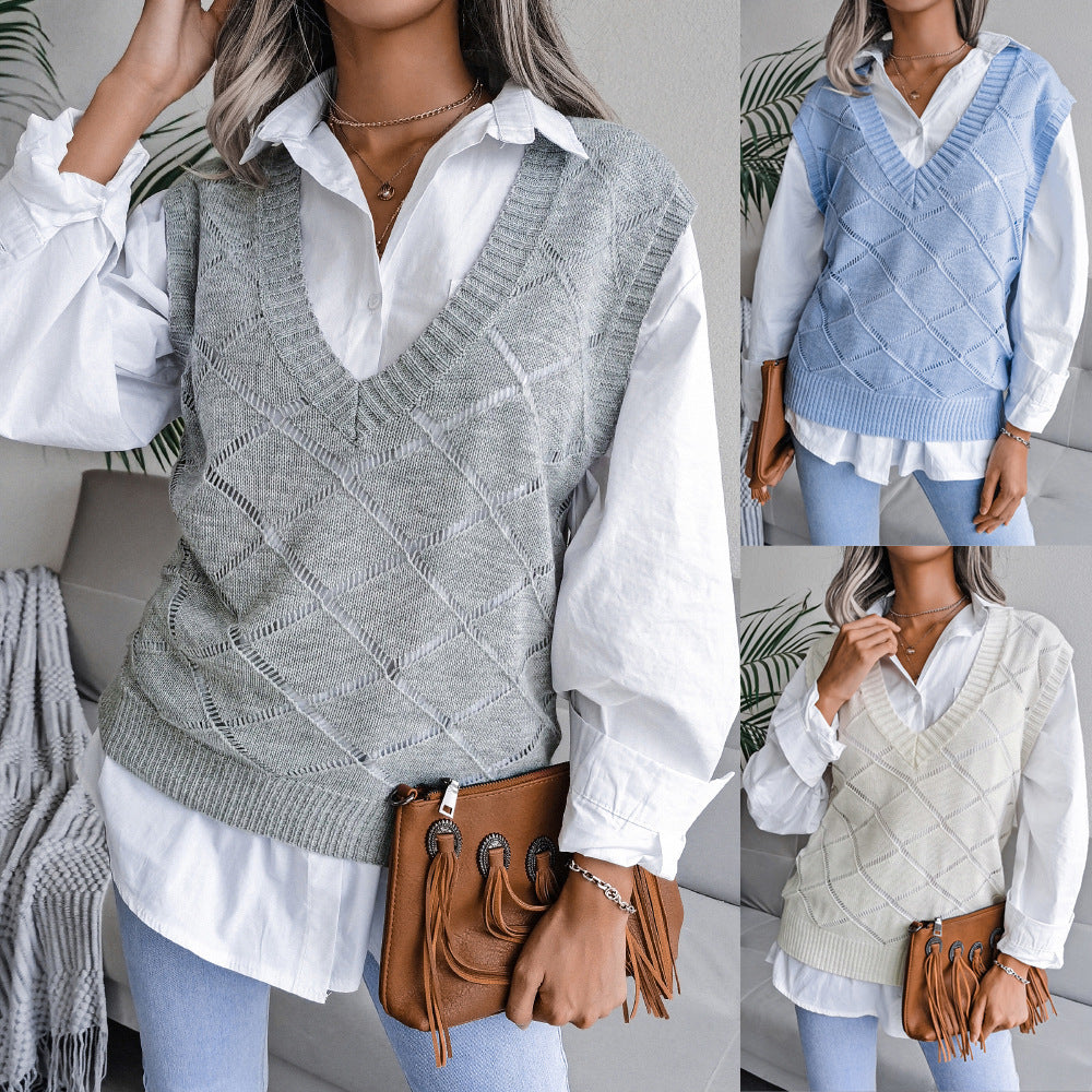 Women's V-neck Hollow Rhombus Casual Knitted Sweater Vest - kinko