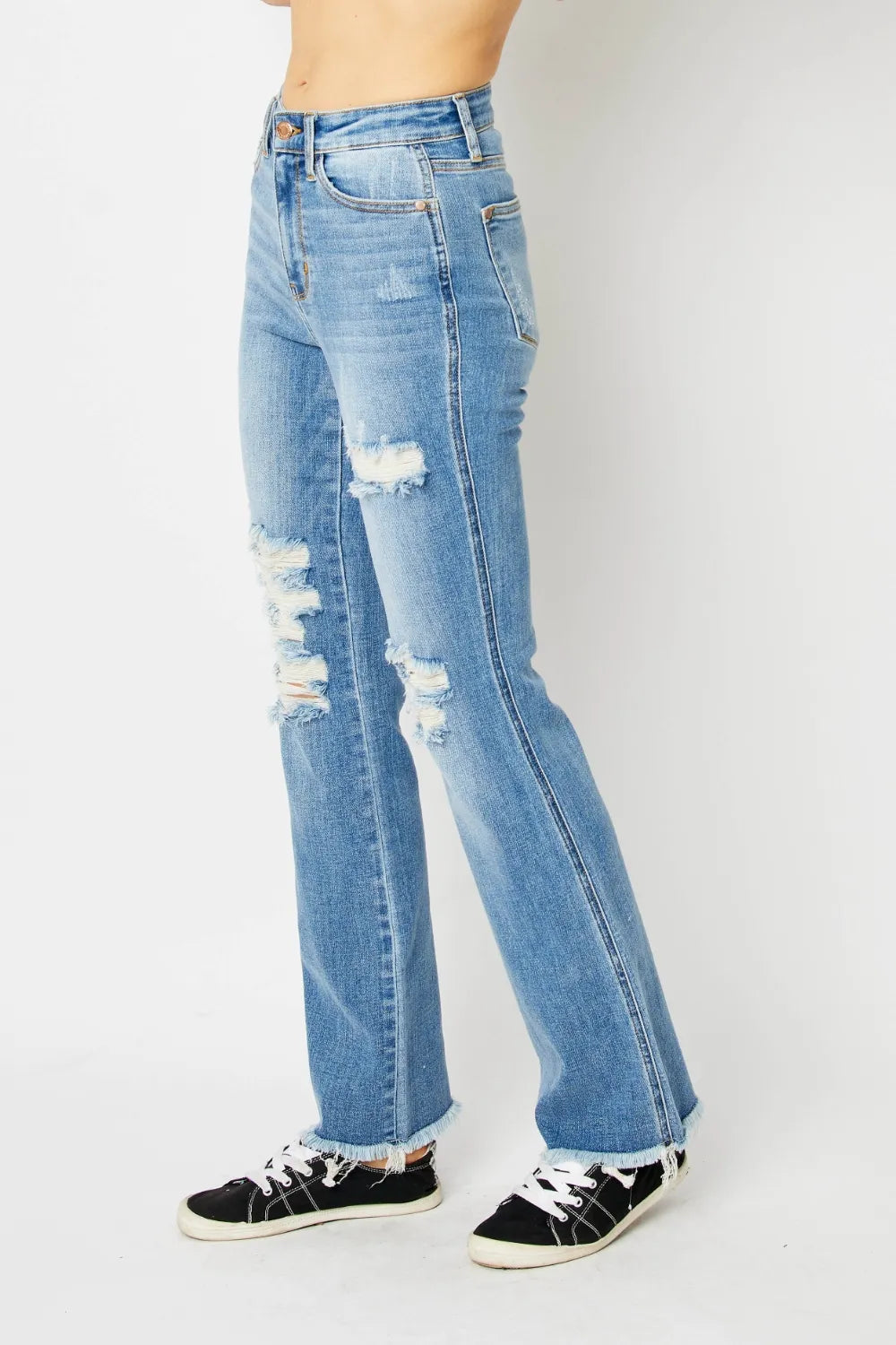 Judy Blue Full Size Distressed Raw Hem Bootcut Jeans - kinko