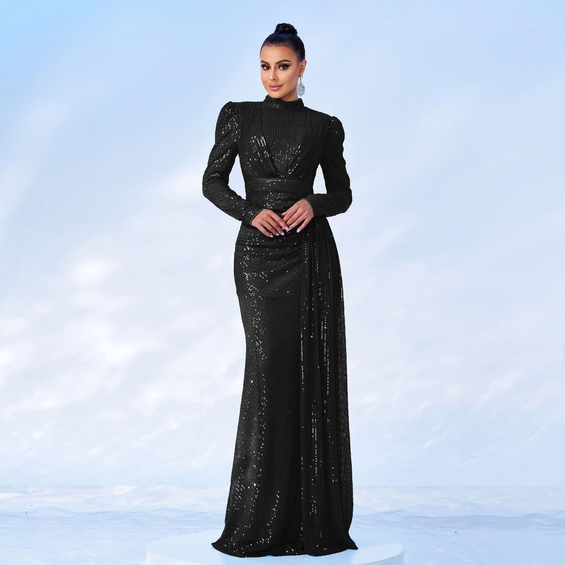 Long Sleeve Round Neck Sexy Slim Long Sequined Banquet Dress - kinko