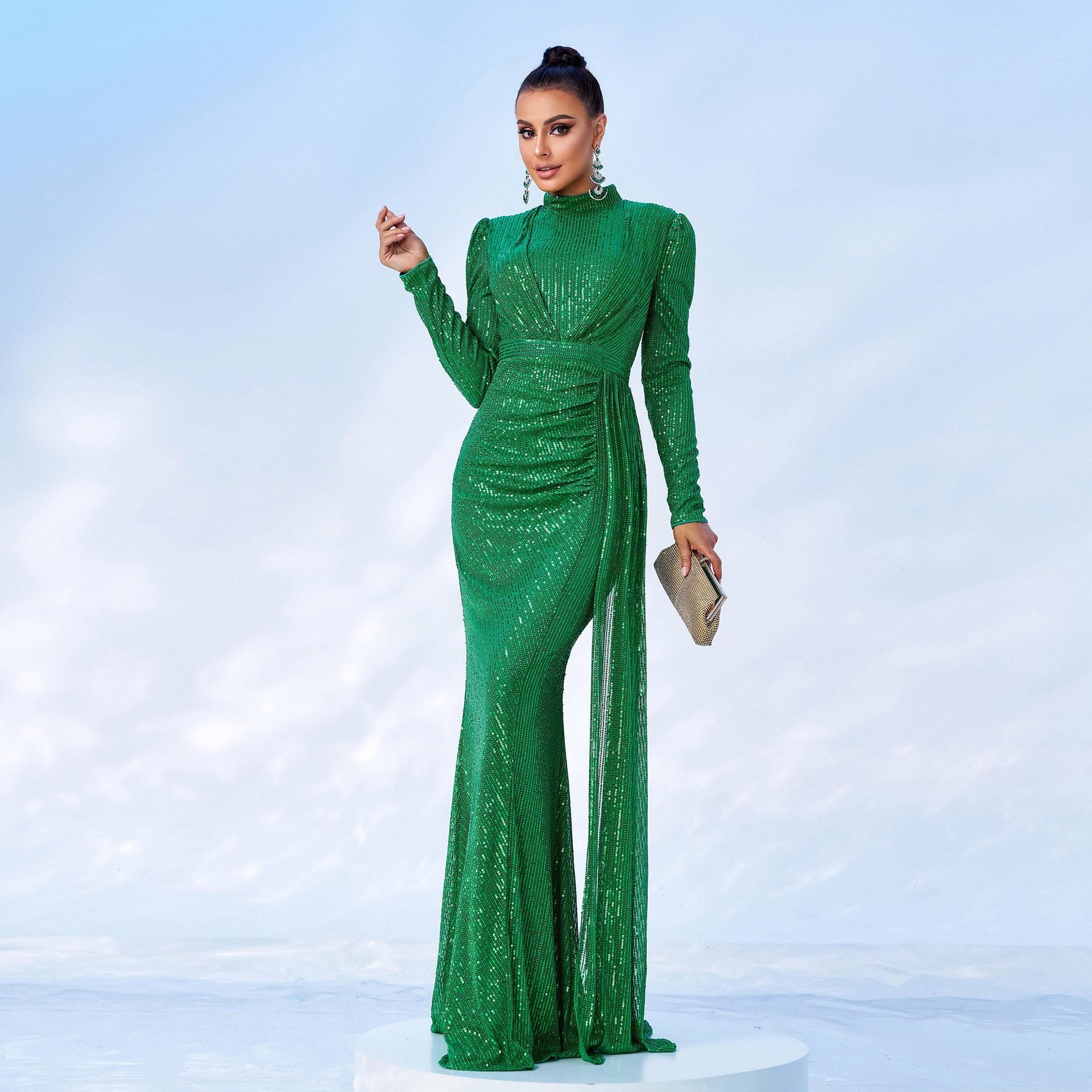 Long Sleeve Round Neck Sexy Slim Long Sequined Banquet Dress - kinko