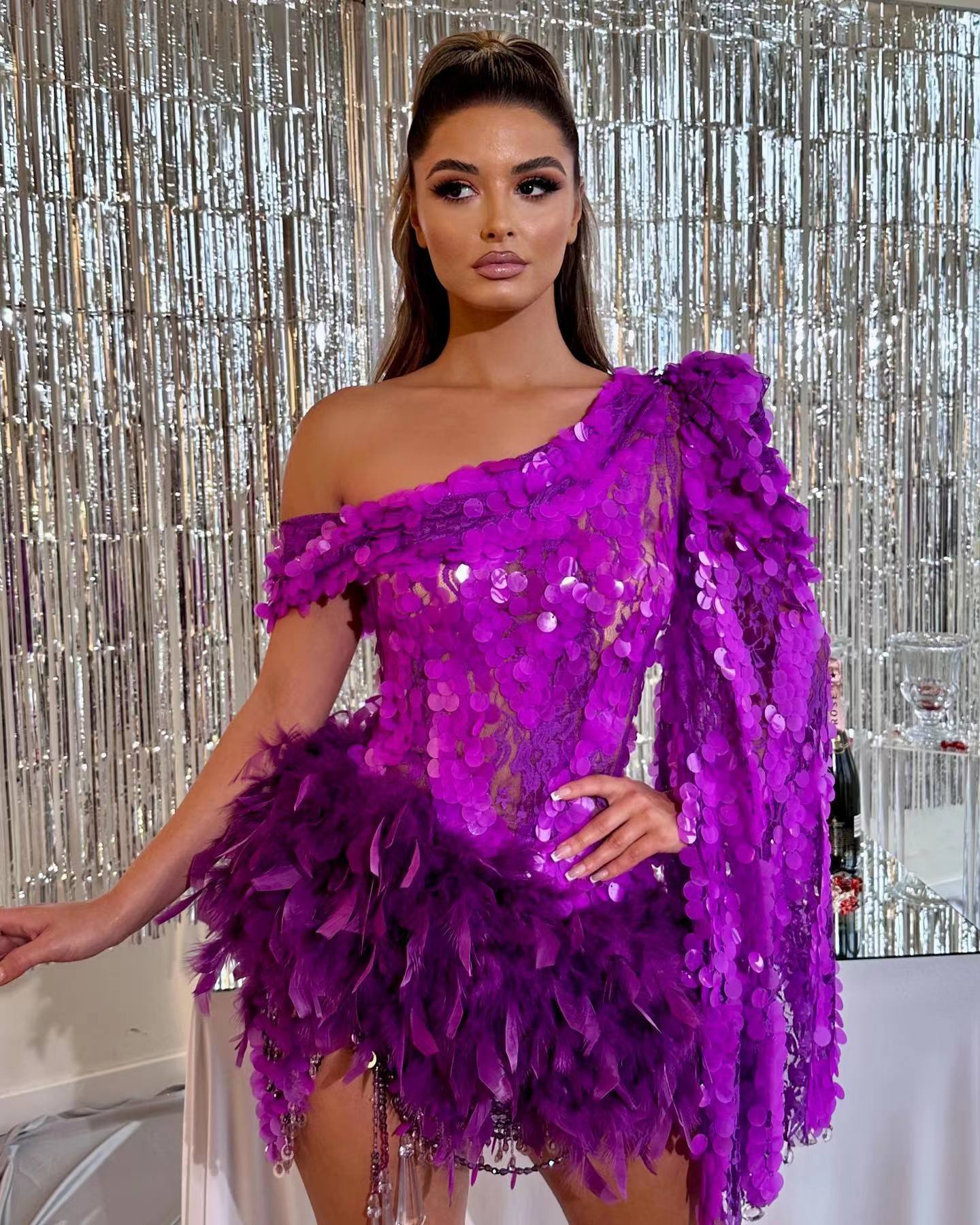 Purple Sequined Feather Skirt One-shoulder Sleeve Short Dress Luxury Party Stage Performance Dress - kinko