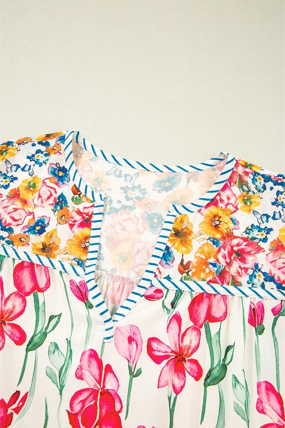 Plus Size Floral Print Striped Trim V Neck Blouse - kinko