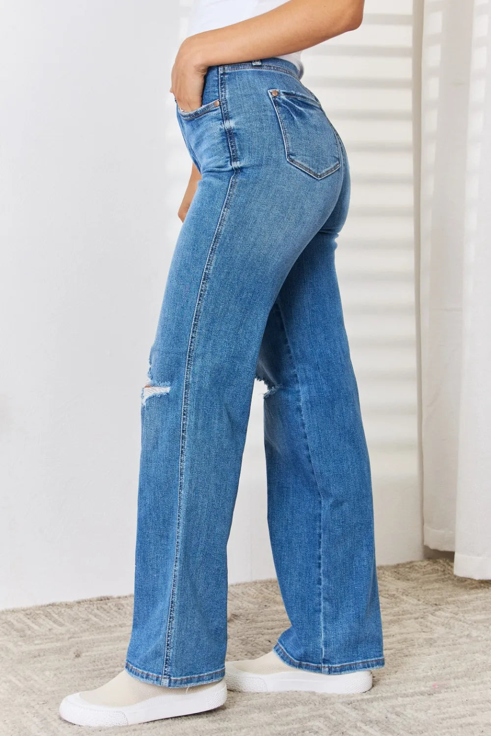 Judy Blue Full Size High Waist Distressed Straight-Leg Jeans - kinko