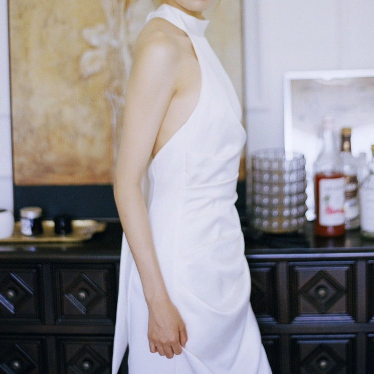 Simple Travel Shooting White Slimming Fishtail Dress - kinko