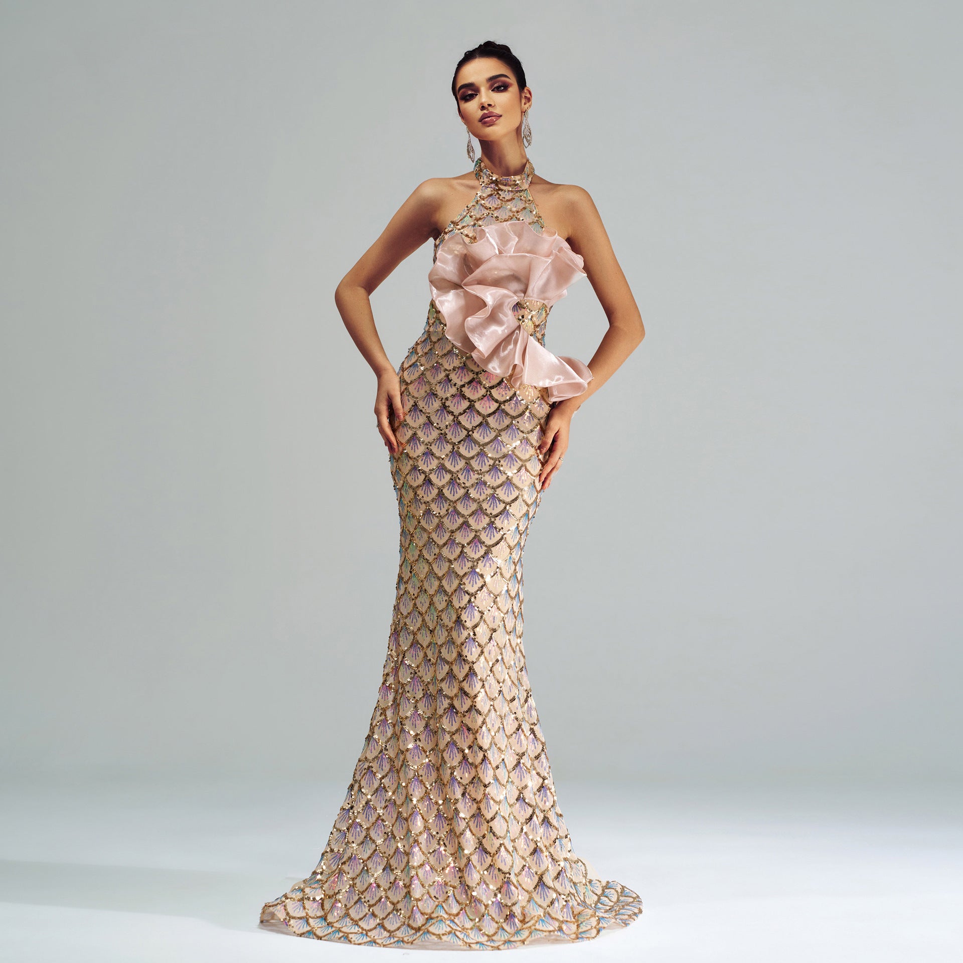 Halter Sequined Mermaid Evening Dress - kinko