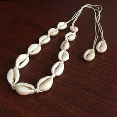 Boho-Strand-Muschel-Choker-Halskette für Damen und Mädchen, Sommer-Modeschmuck, Kettenanhänger aus Muscheln