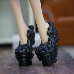 wholesale fashion trend Children kids baby toys Girls Gift Doll Accessories nice shoes bjd For Monster High original Dolls 1/6 7