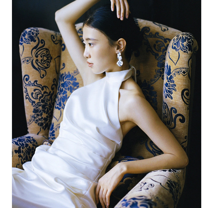 Simple Travel Shooting White Slimming Fishtail Dress - kinko