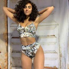 Sexy Printed High-Waist Two-Piece Ladies Swimsuit Bikini Swimwear Trendy Beachwear Female Model for Reference Only