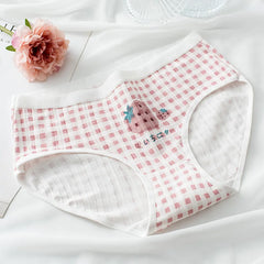 New Underwear Women Strawberry Pattern Panties Girls Briefs Sexy Lingeries Cueca Calcinhas Cotton Shorts Underpants Cute Panty