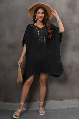 Fashion Beachwear With Fairball Tassle Women Summer Tunic 2024 Holiday Outwear White Beach Dress Mujer Outlet Bikini Cover Up