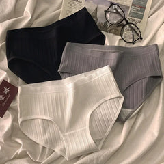 Damen-Baumwollunterwäsche, sexy im japanischen Stil, mittelhoher Bund, schlicht, atmungsaktiv, bequem, nahtlos.