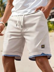 Lässige Herren-Sommershorts mit Taschen – Schwarz, elastischer Bund, Kordelzug, Polyester, zweilagiges Design, leicht und atmungsaktiv