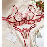 Lingeries Sexy Hot Women Underwear Ultra Thin Bra and Panty Set Delicate Embroidery Romantic See Through Lingerie Lace Sexy Sets
