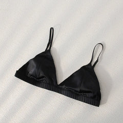 Women's Fashion and Sexy New Style Detachable Breathable Natural Mulberry Silk Underwear Set Sexy French Triangle Cup Underwear