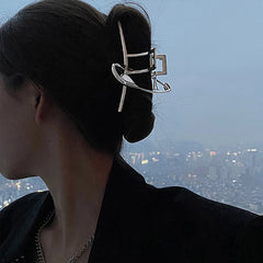 1PC Women Cool Hair Accessories Simple Trendy Pin Hair Claw Fashion Elegant Hair Clip Hairpins High-end Light Luxury Shark Clips