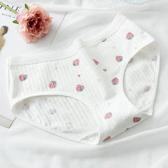 New Underwear Women Strawberry Pattern Panties Girls Briefs Sexy Lingeries Cueca Calcinhas Cotton Shorts Underpants Cute Panty