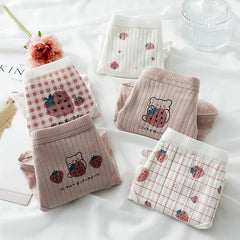 New Underwear Women Strawberry Pattern Panties Girls Briefs Sexy Lingeries Cueca Calcinhas Cotton Shorts Underpants Cute Panty