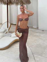 Dreiteiliger Bikini mit Polka-Dots, schicker trägerloser Badeanzug, eleganter Strandrock mit hoher Taille, neue Badekollektion 2025 mit passendem Überwurfkleid K271