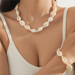 2pcs Fashion handmade Braided Shell Necklace Bracelet Jewelry Set for Women Bohemian Beach Resort style Vocation Jewelry Gift