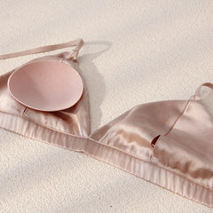 Women's Fashion and Sexy New Style Detachable Breathable Natural Mulberry Silk Underwear Set Sexy French Triangle Cup Underwear