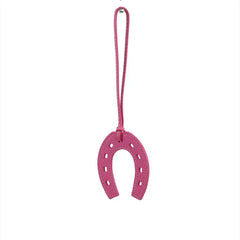 Modischer Schlüsselanhänger in Hufeisenform aus PU-Kunstleder für Damen – ideal als Taschenanhänger, Accessoire oder Geschenk.