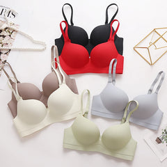 נשים תחתונים אלחוטיים Push Up חזייה נשים אופנה מקשה אחת למעלה סקסי הלבשה תחתונה חלקה נשי מקורבי נוחות רך בגדים