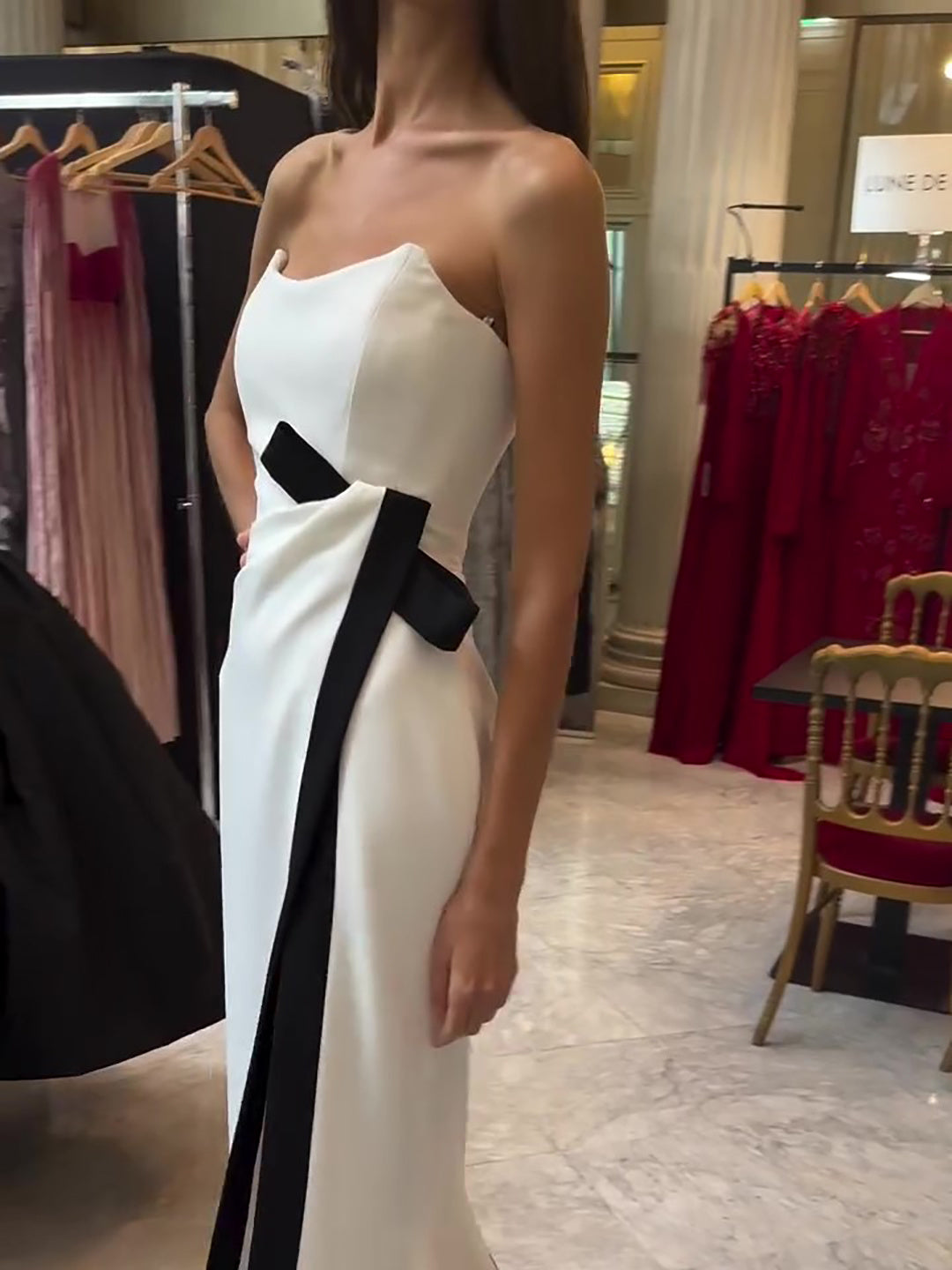 Strapless Black And White Contrasting Slit Dress - kinko