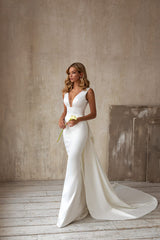 Sexy V-Neck Sleeveless Tail Wedding Dress Long Dress - kinko
