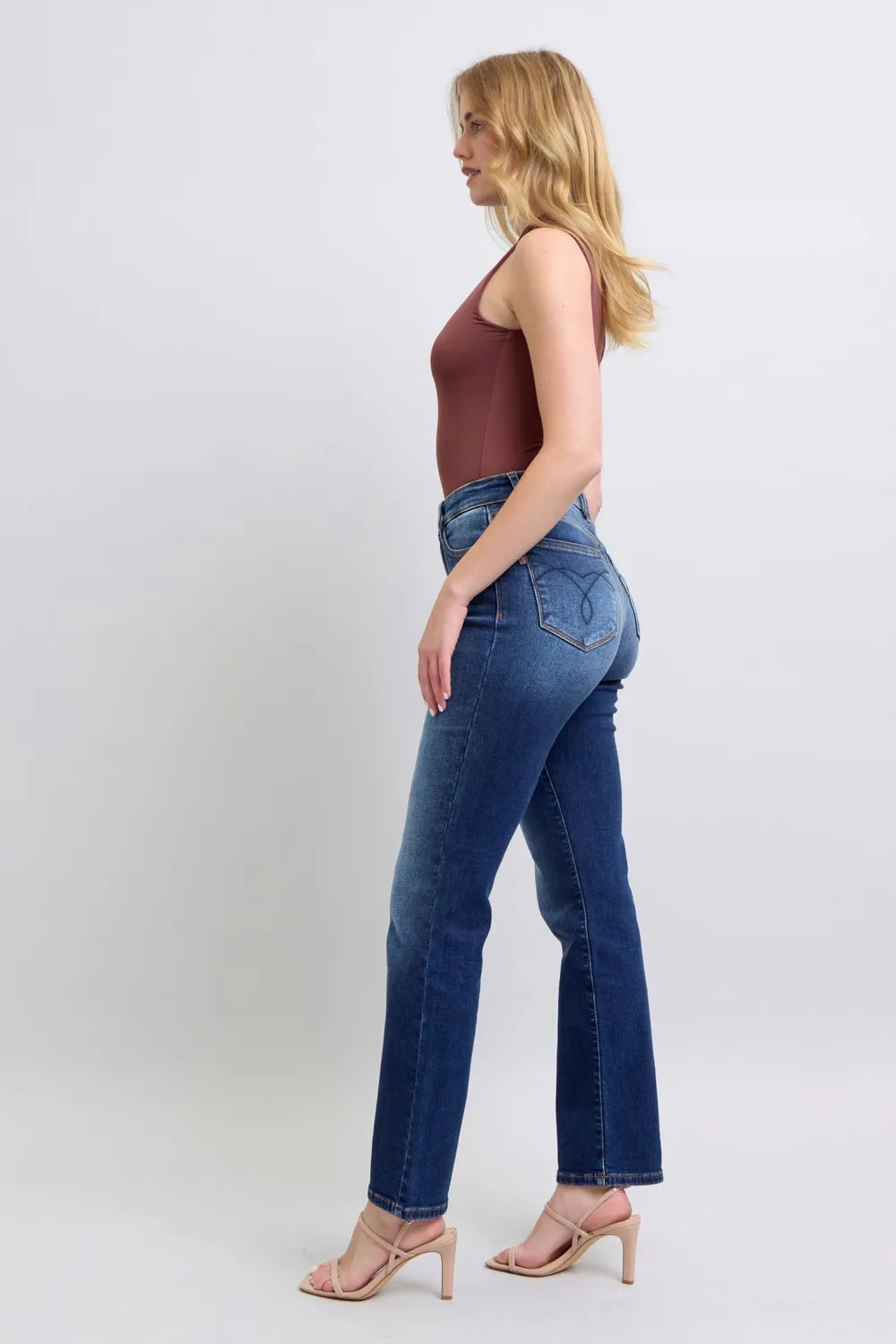 Judy Blue Full Size Washed Straight Leg Jeans with Pockets - kinko