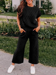 Fazortev Women's 2 Piece Outfits Quilted Lightweight Short Sleeve Tops And Cropped Pants Lounge Set - kinko