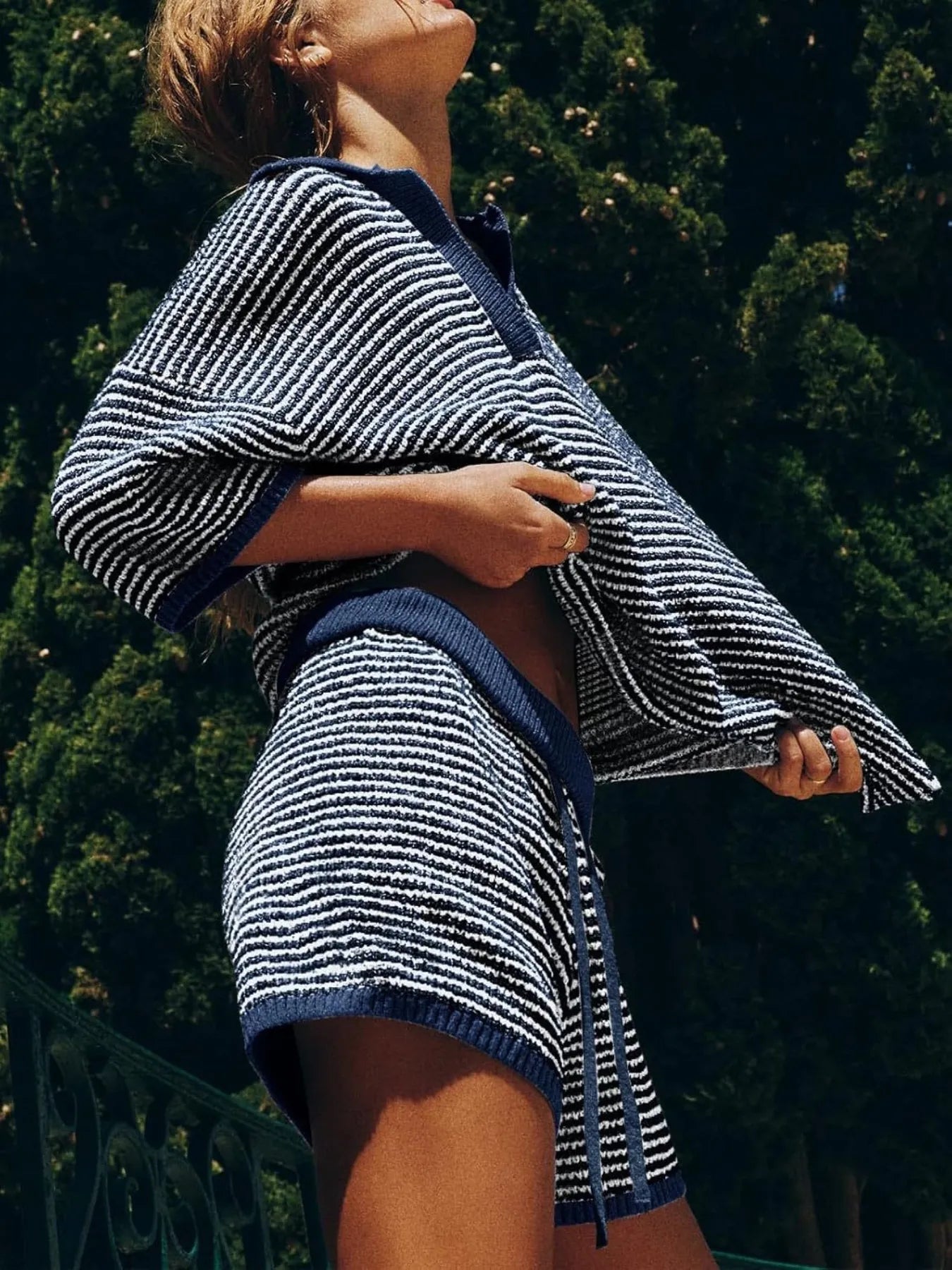 Collared Neck Contrast Striped Top and Shorts Sweater Set - kinko