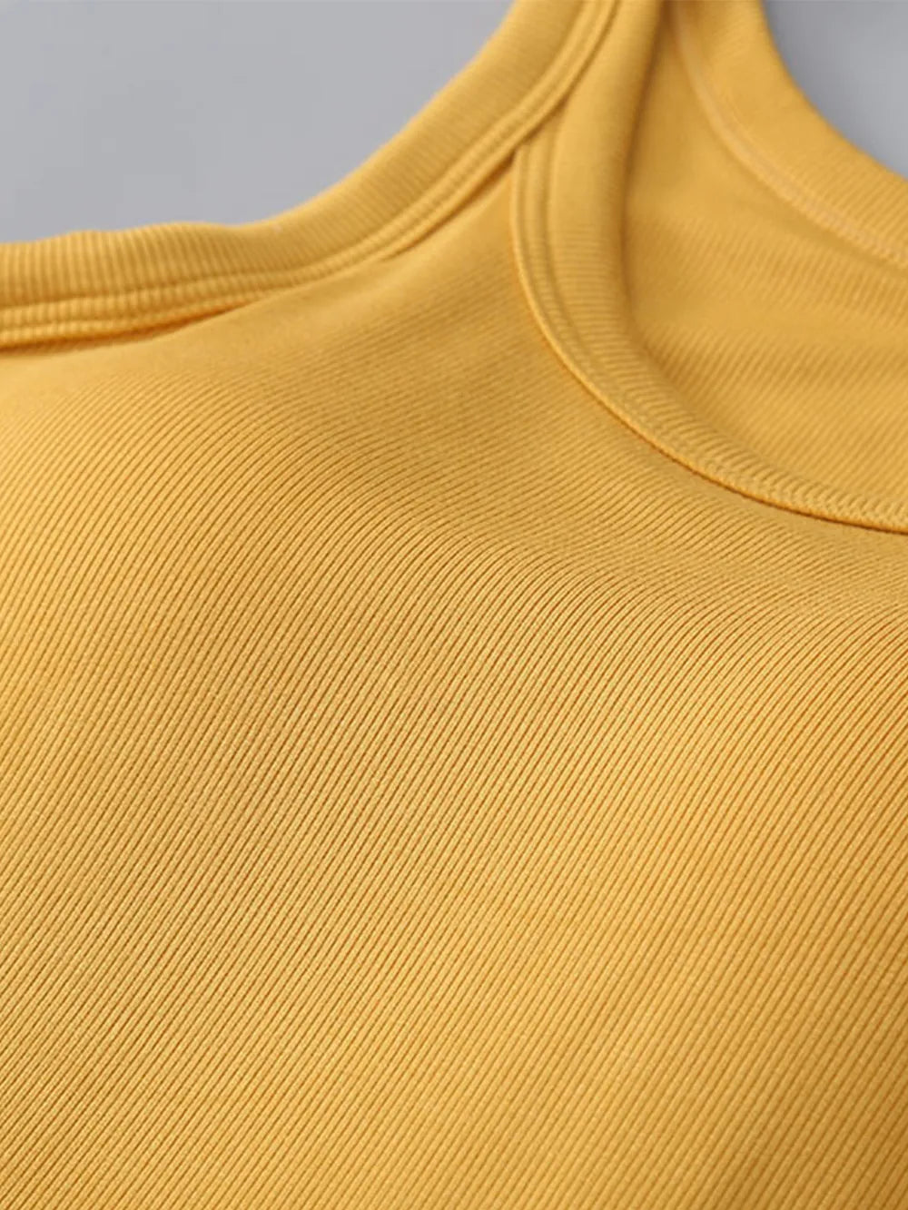 Round Neck Tank with Bra - kinko