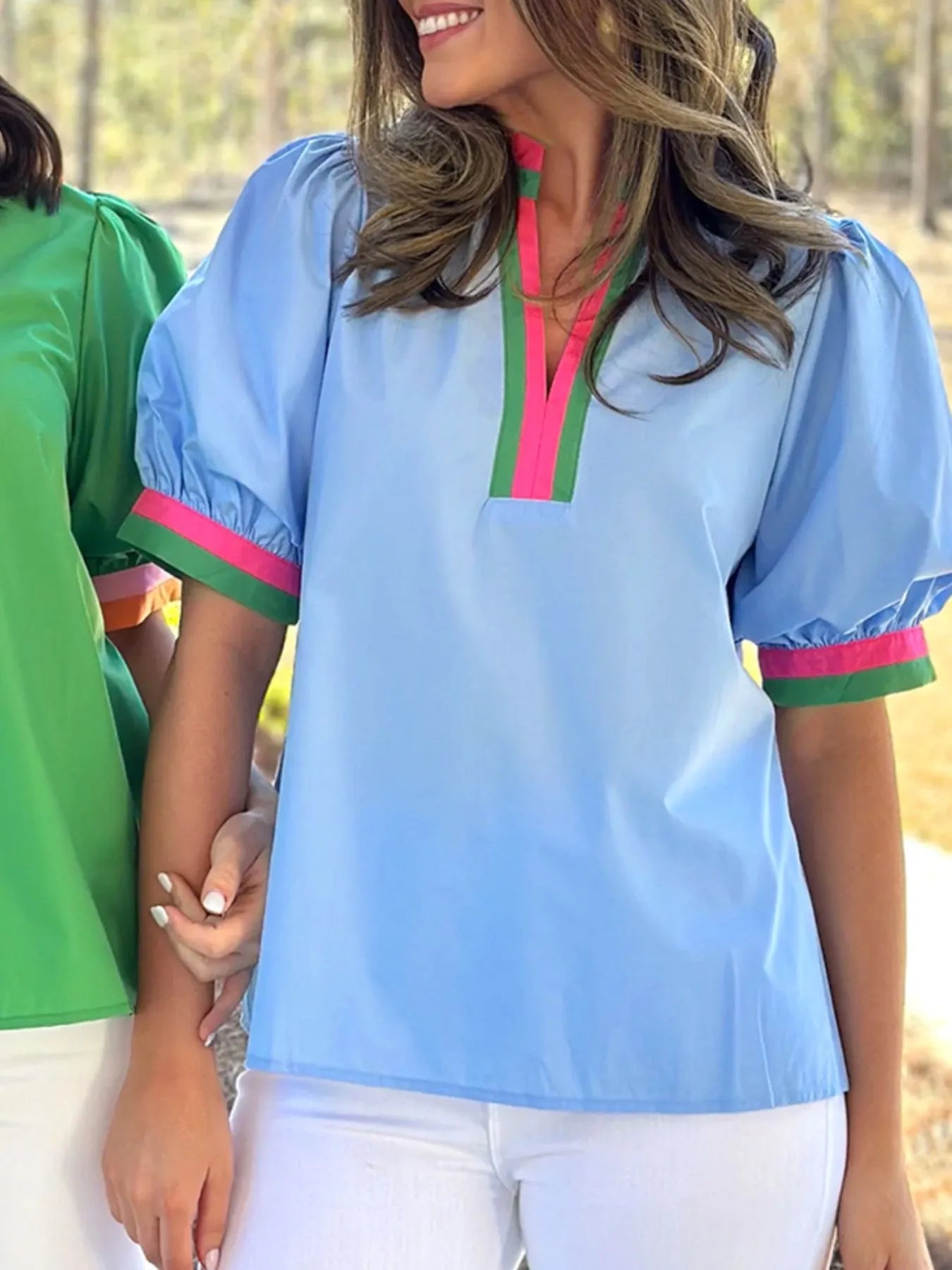 Contrast Trim Notched Short Sleeve Blouse - kinko