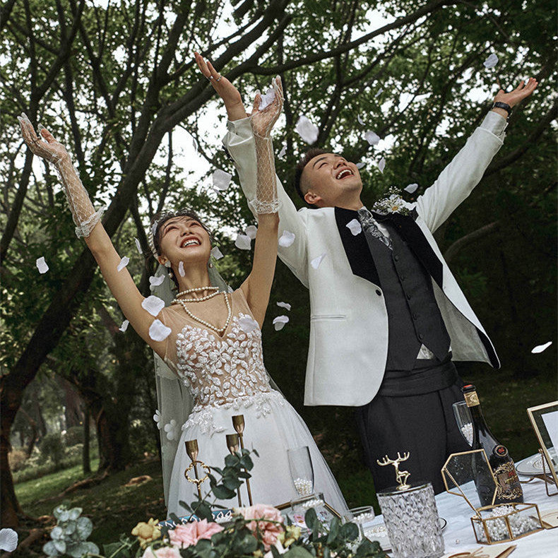 Lace V-neck Summer Couple Photo Shoot Travel Wedding Dress - kinko