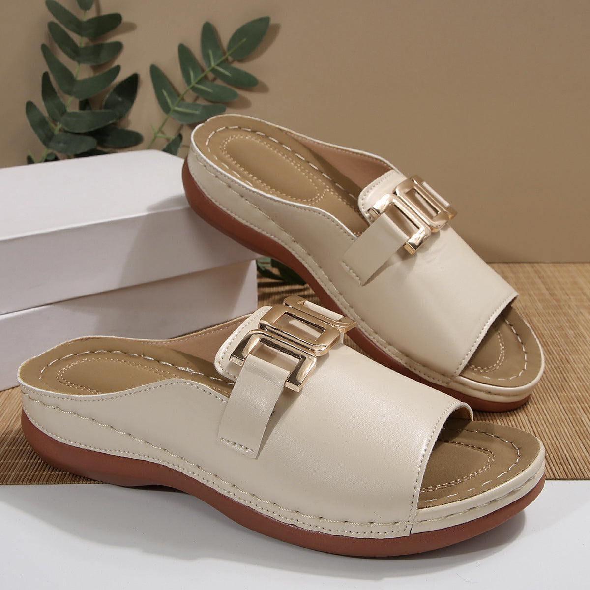 Southeast Asian Buckle Wedge Open Toe Slippers Women plus Size Metal Buckle Fish Mouth Beach Slippers - kinko Global Holdings inc