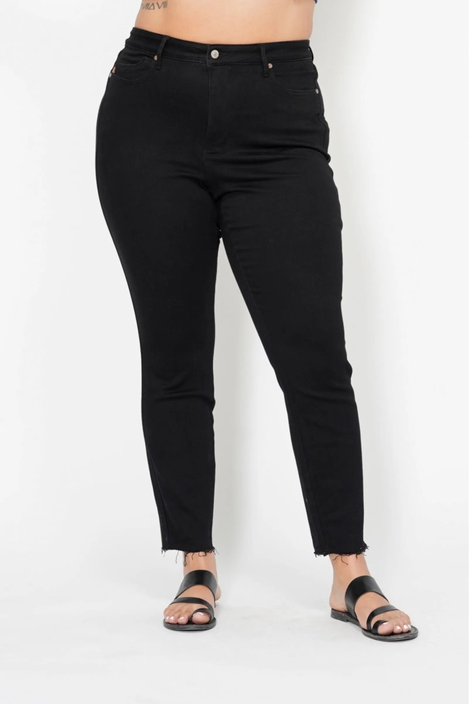 Judy Blue Full Size High Waisted Tummy Control Shield Pockets Skinny Jeans Plus Size - kinko