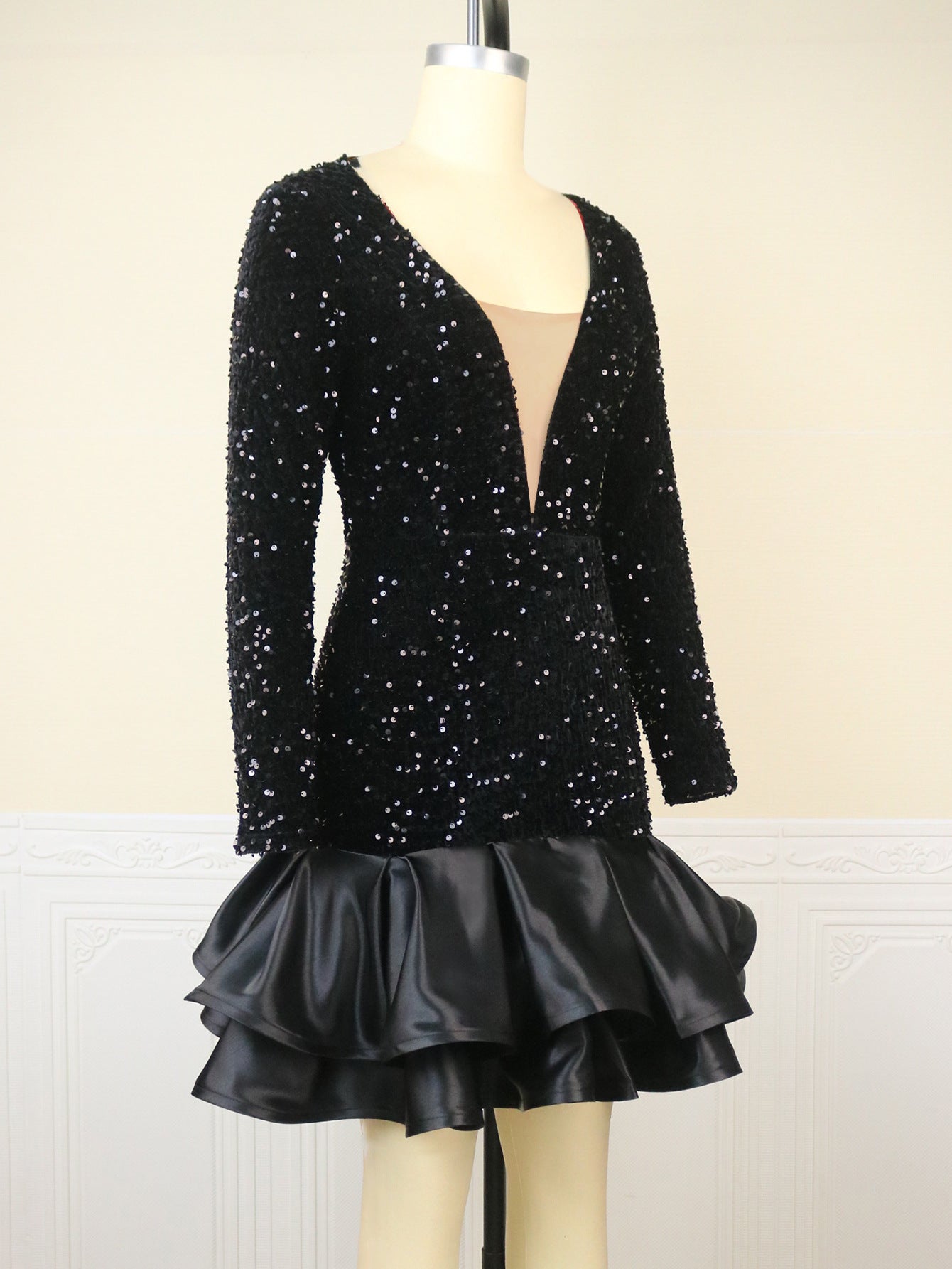 See-through Deep V-neck Sequins Dress Banquet Ball Party Short Dress - kinko