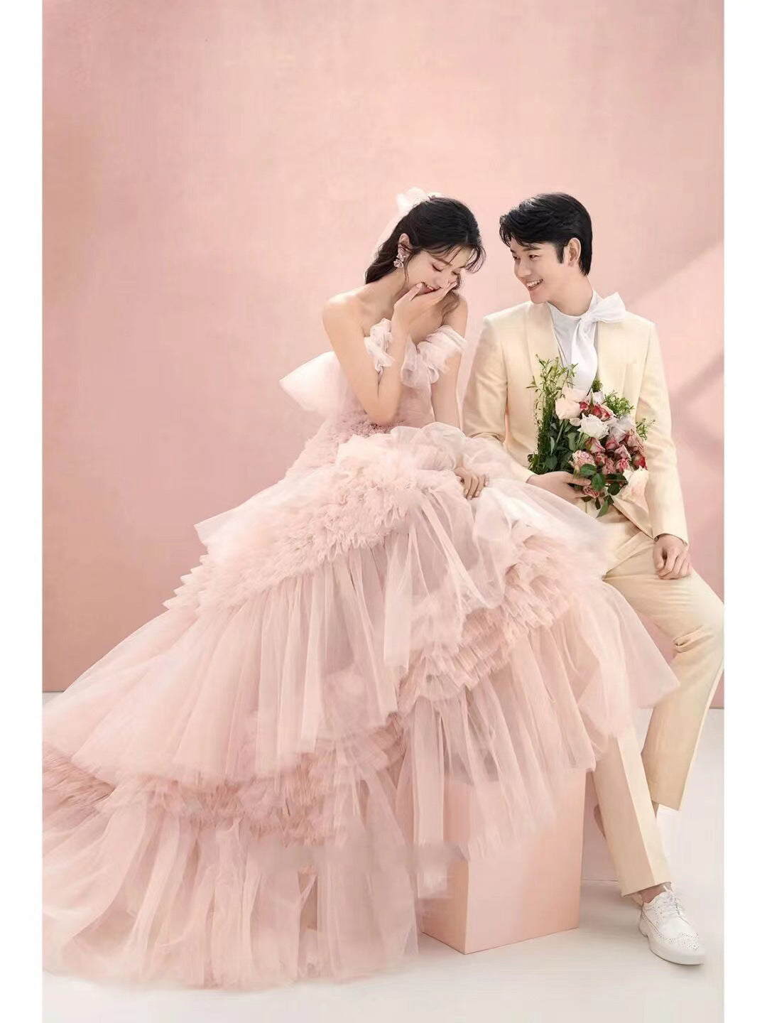 Street Photography Pettiskirt Colored Mesh Temperament Banquet Light Wedding Dress - kinko