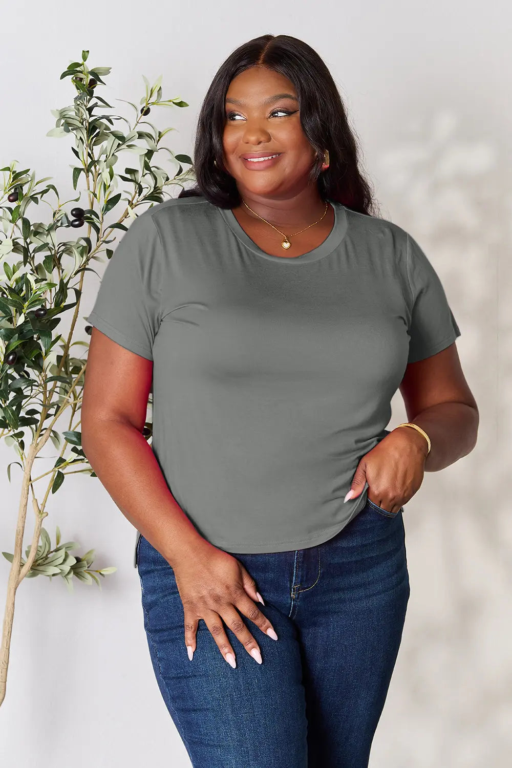 Basic Bae Full Size Round Neck Short Sleeve T-Shirt - kinko