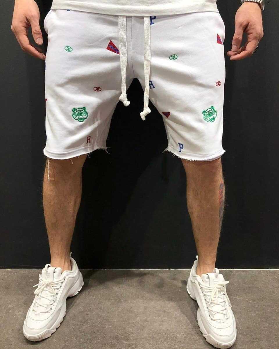Embroidered shorts beggar pants men's pants