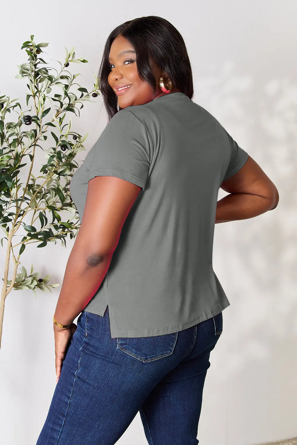 Basic Bae Full Size Round Neck Short Sleeve T-Shirt - kinko