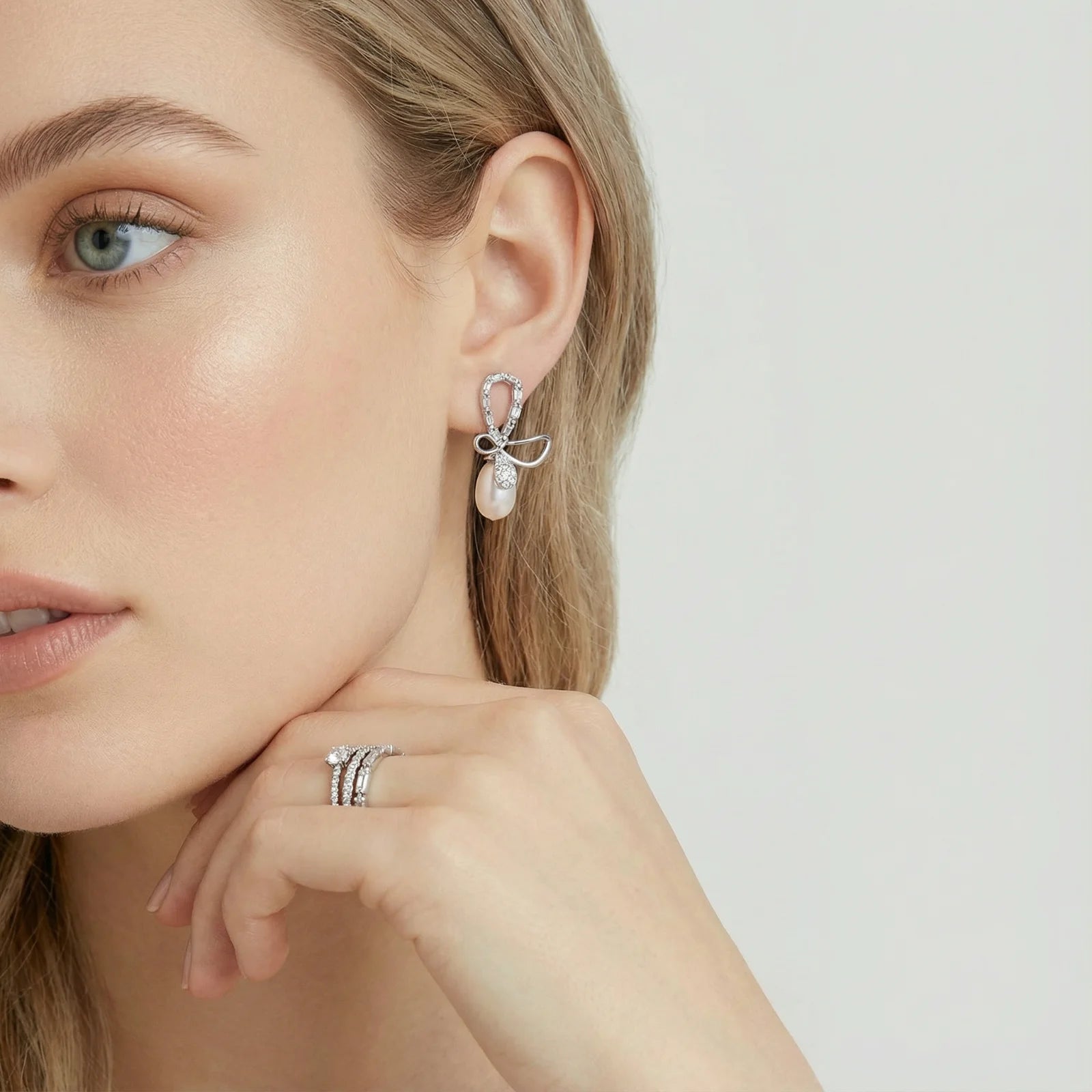 Crystal Bow Pearl Drops - kinko Global Holdings inc