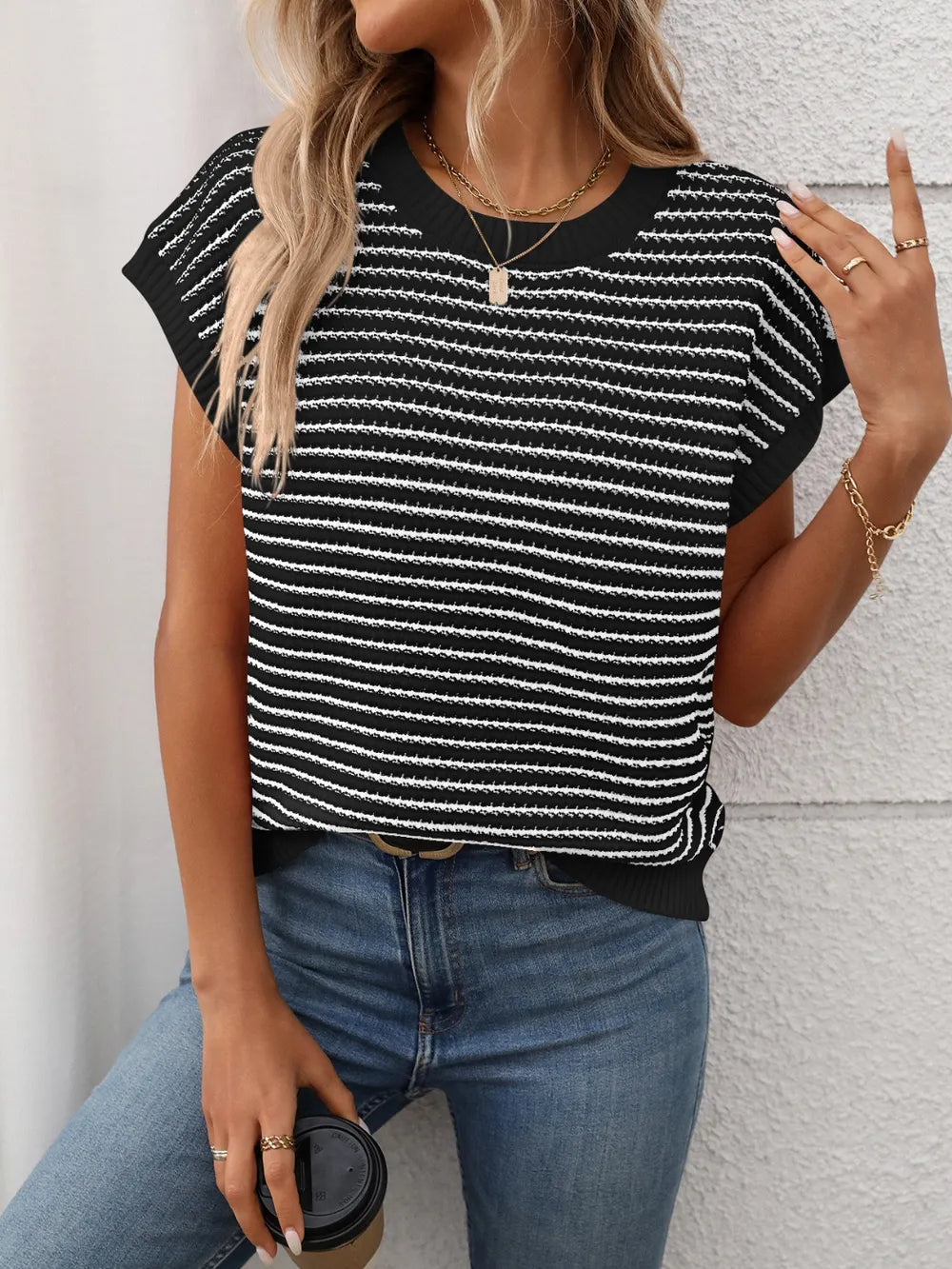 Striped Round Neck Short Sleeve Knit Top - kinko